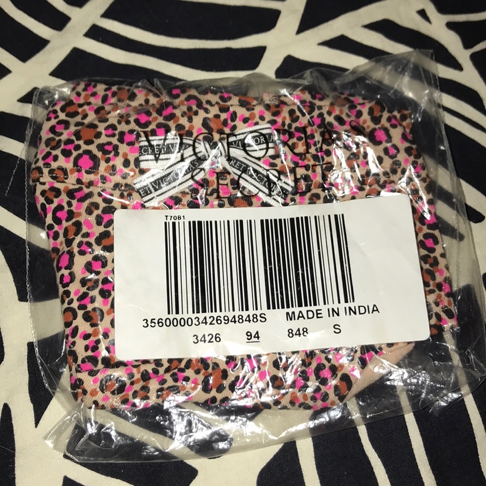 Victoria Secret Cheeky Small NWT panties